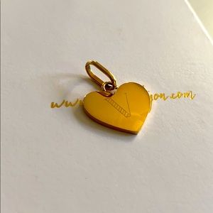 Heart gold pendant